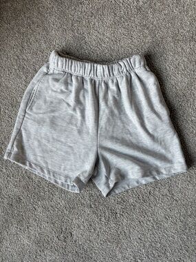 Everyday Heather Gray Women's Elastic-Waist Shorts